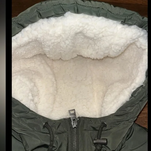 Levi's Olive Hooded Puffer Coat - Picture 5 of 12